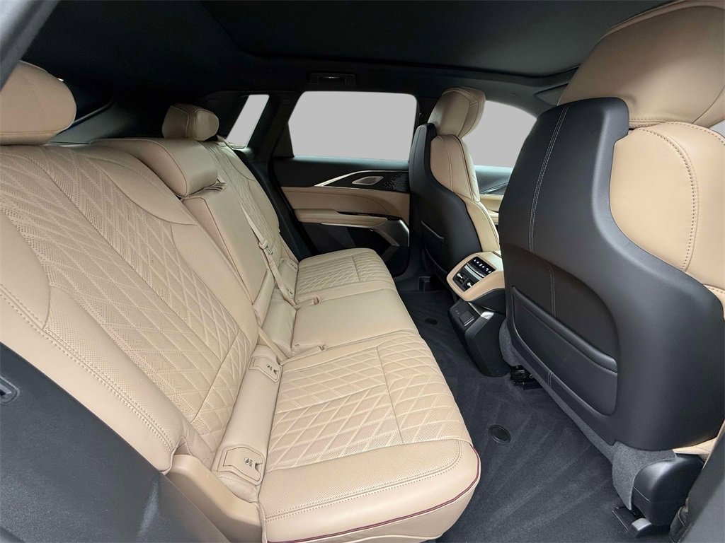 Certified 2024 Cadillac Lyriq Luxury w/ Nappa Leather Package image 16