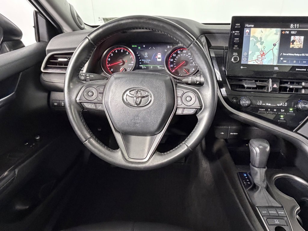 Used 2023 Toyota Camry XSE image 12