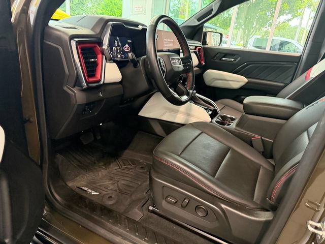 Used 2023 GMC Canyon AT4X AWD/4WD image 7