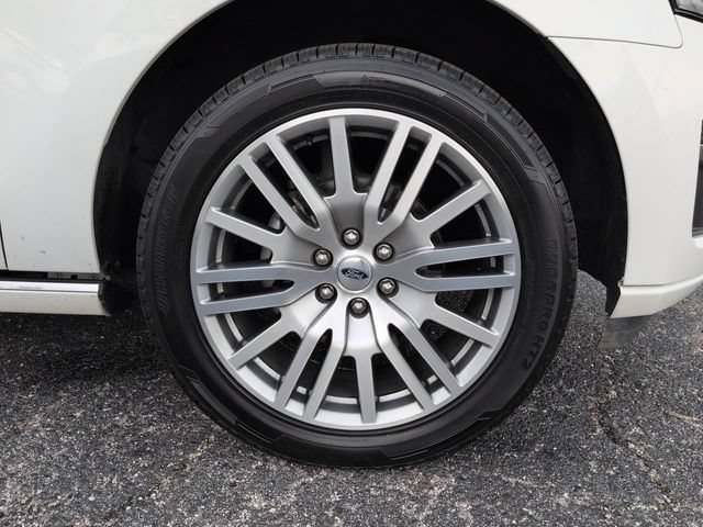 Used 2023 Ford Expedition Platinum AWD/4WD image 11