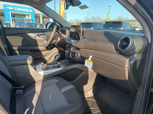 New 2026 Chevrolet Blazer LT w/ Convenience Package image 33