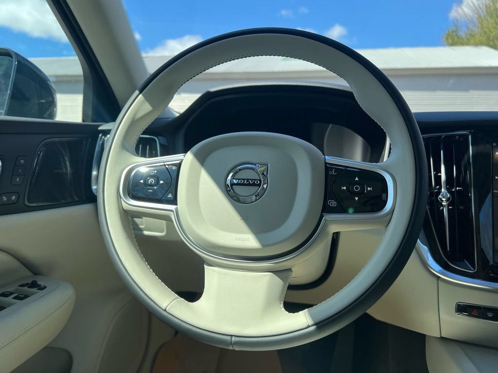 New 2026 Volvo V60 B5 Cross Country Plus w/ Protection Package Premier AWD/4WD image 23