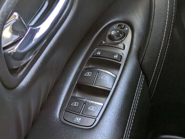 Used 2023 Nissan Armada Platinum w/ Cargo Package image 27