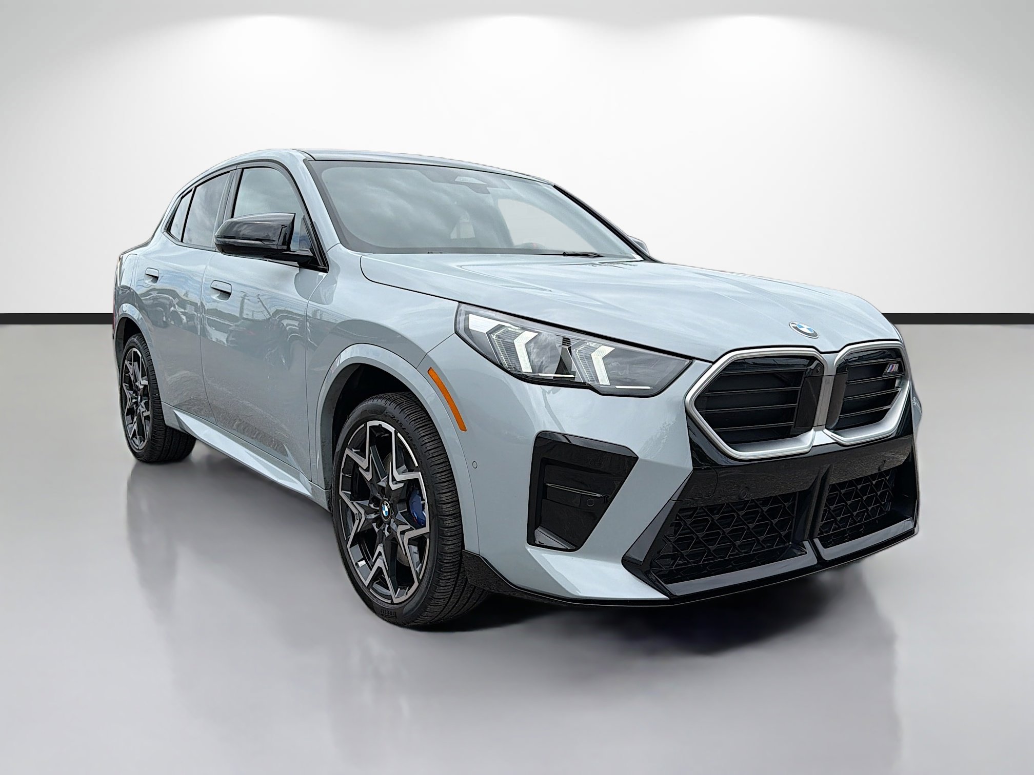 Used 2025 BMW X2 M35i image 1