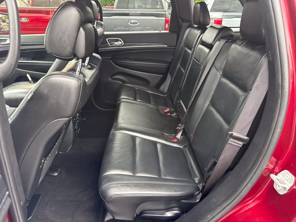 Used 2021 Jeep Grand Cherokee Limited w/ Sun & Sound Group AWD/4WD image 17