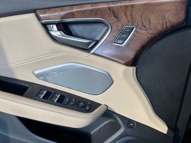 Used 2023 Acura RDX AWD w/ Advance Package image 31