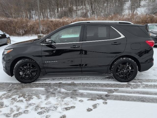 Used 2020 Chevrolet Equinox LT w/ Midnight Edition image 2