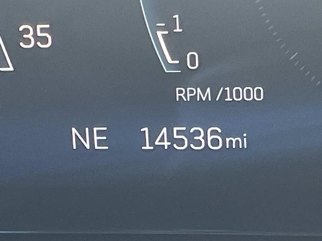 Certified 2025 Cadillac XT4 Premium Luxury w/ Technology Package image 39