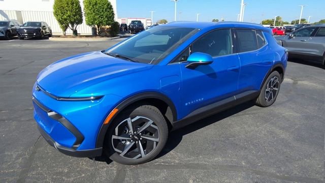 New 2026 Chevrolet Equinox EV LT image 5