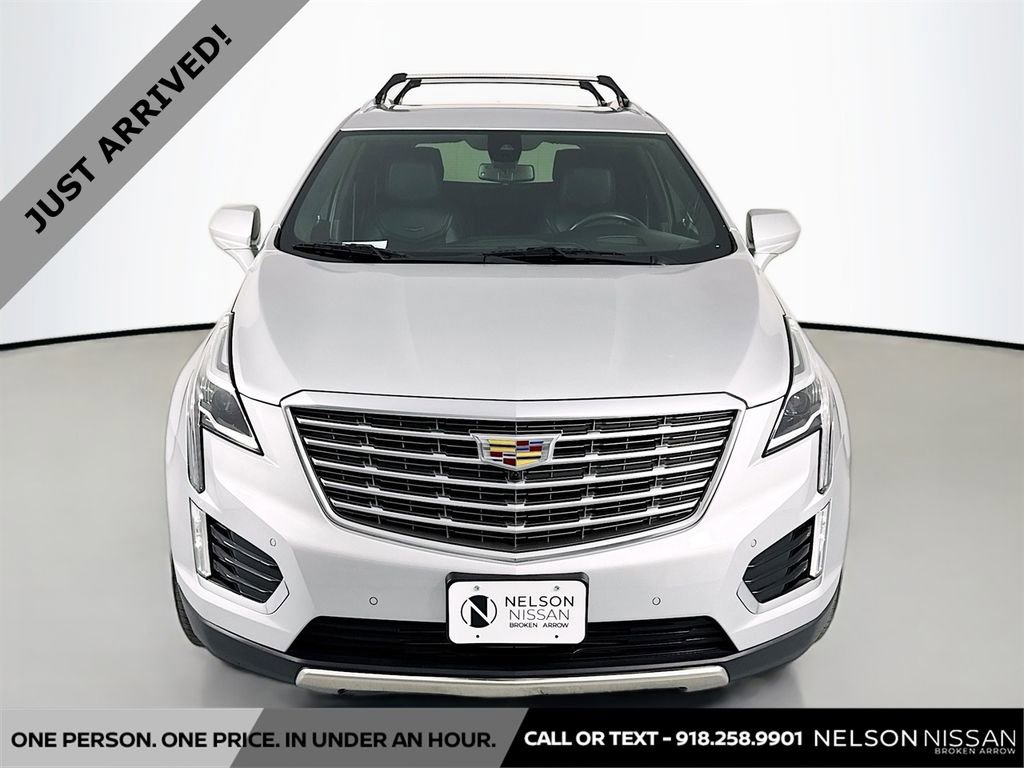 Used 2017 Cadillac XT5 Platinum image 2