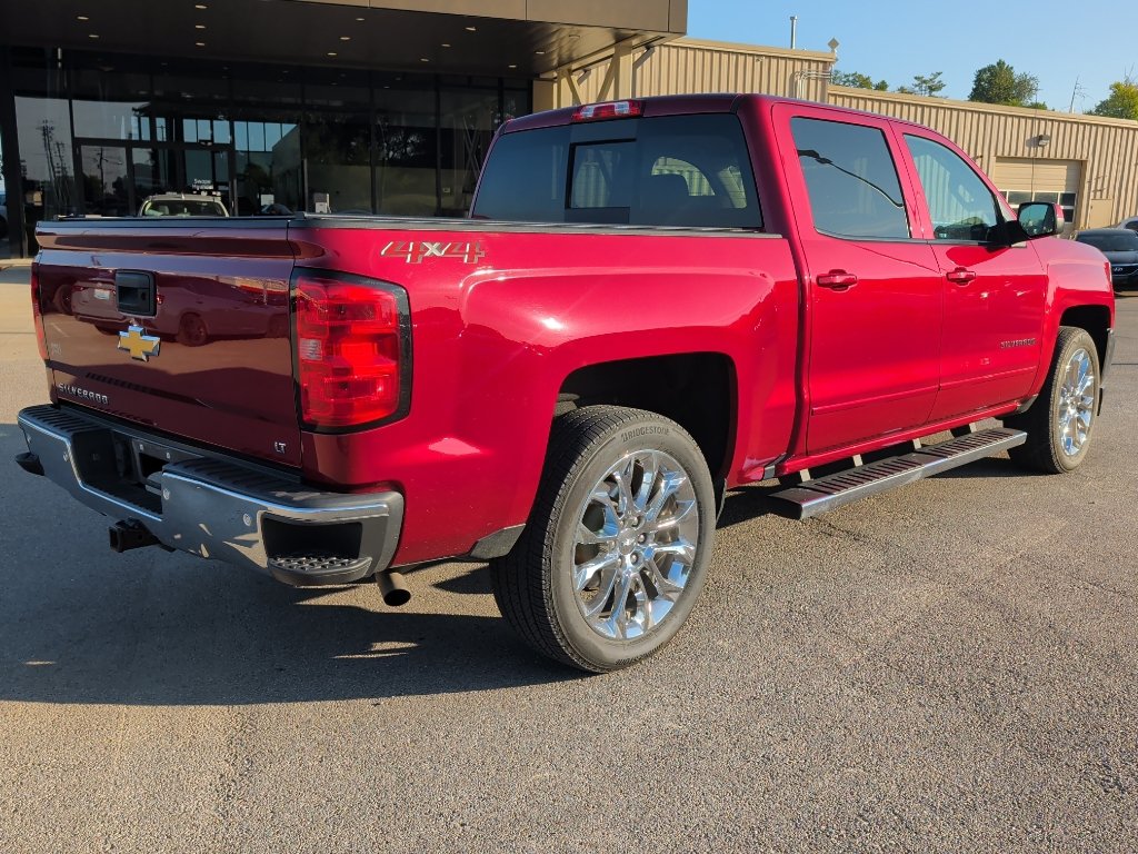 Used 2018 Chevrolet Silverado 1500 LT w/ All Star Edition AWD/4WD image 4