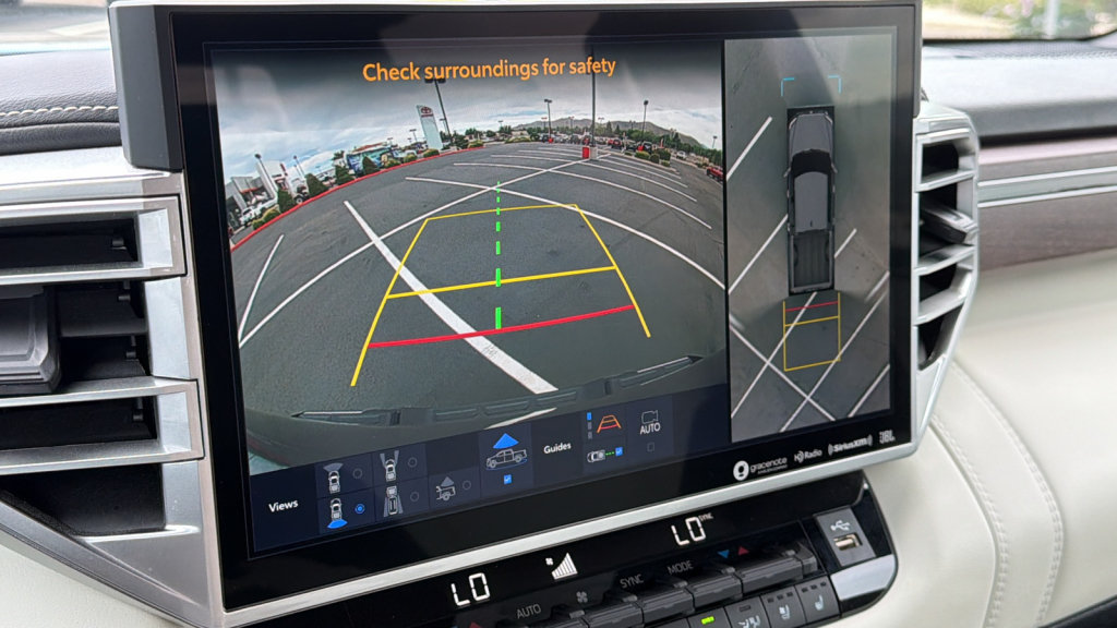 Used 2023 Toyota Tundra Capstone AWD/4WD image 16