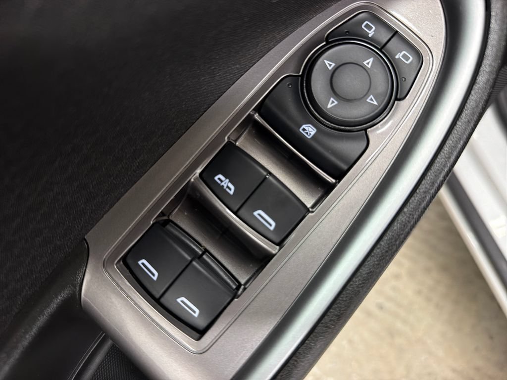 Used 2024 Chevrolet Malibu LT FWD image 17
