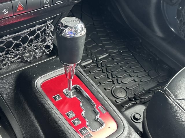 Used 2017 Jeep Wrangler Unlimited Rubicon AWD/4WD image 24