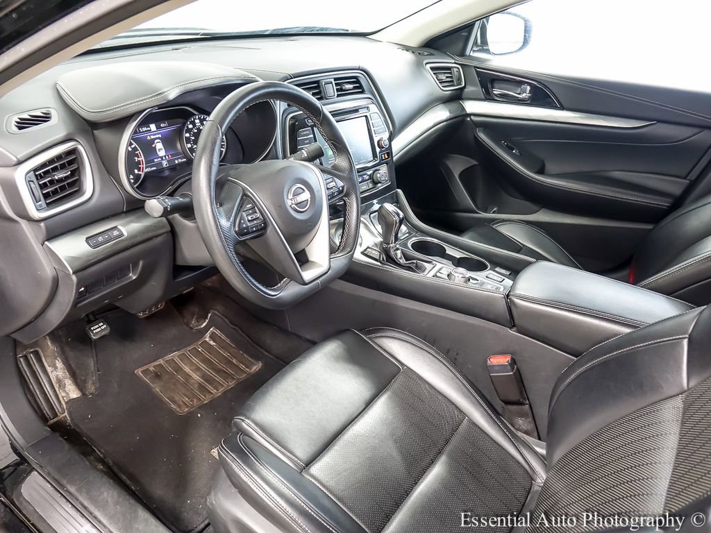 Used 2023 Nissan Maxima SV w/ Floor Mat Group FWD image 10