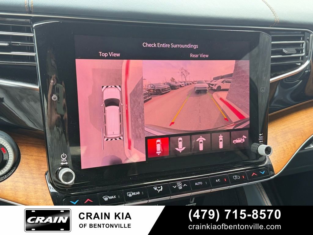 Used 2022 Jeep Grand Wagoneer Series II w/ Convenience Group III AWD/4WD image 16