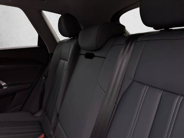 Certified 2025 Audi Q5 Premium AWD/4WD image 17
