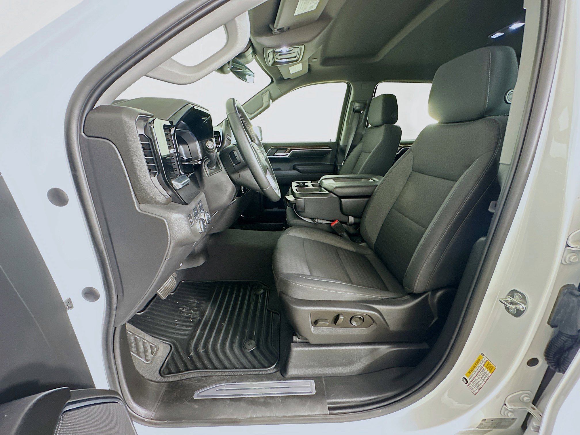 Used 2023 GMC Sierra 1500 Elevation AWD/4WD image 13