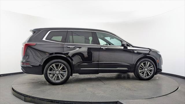 Used 2025 Cadillac XT6 Premium Luxury FWD image 9