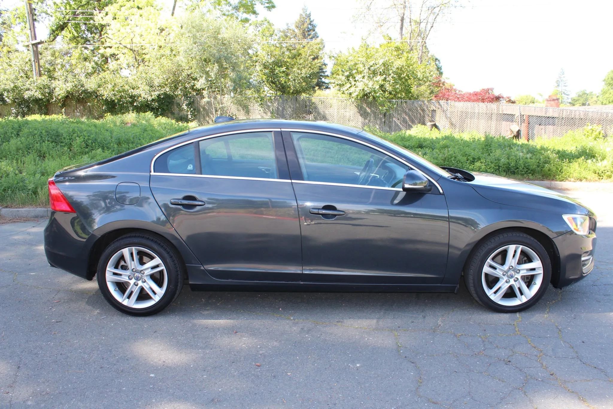 Used 2014 Volvo S60 T5 image 4