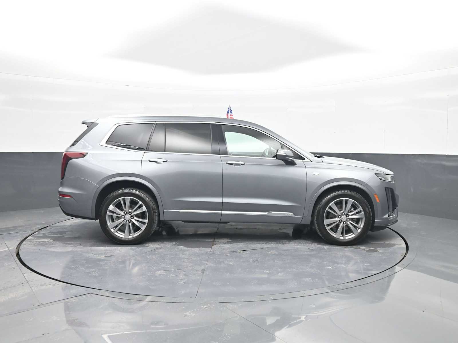 Used 2022 Cadillac XT6 Premium Luxury AWD/4WD image 9