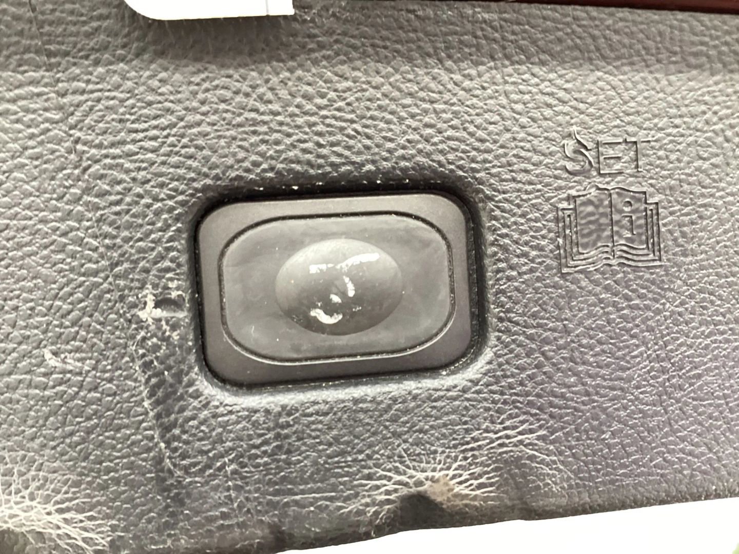 Used 2016 Ford Edge SEL w/ Utility Package FWD image 9