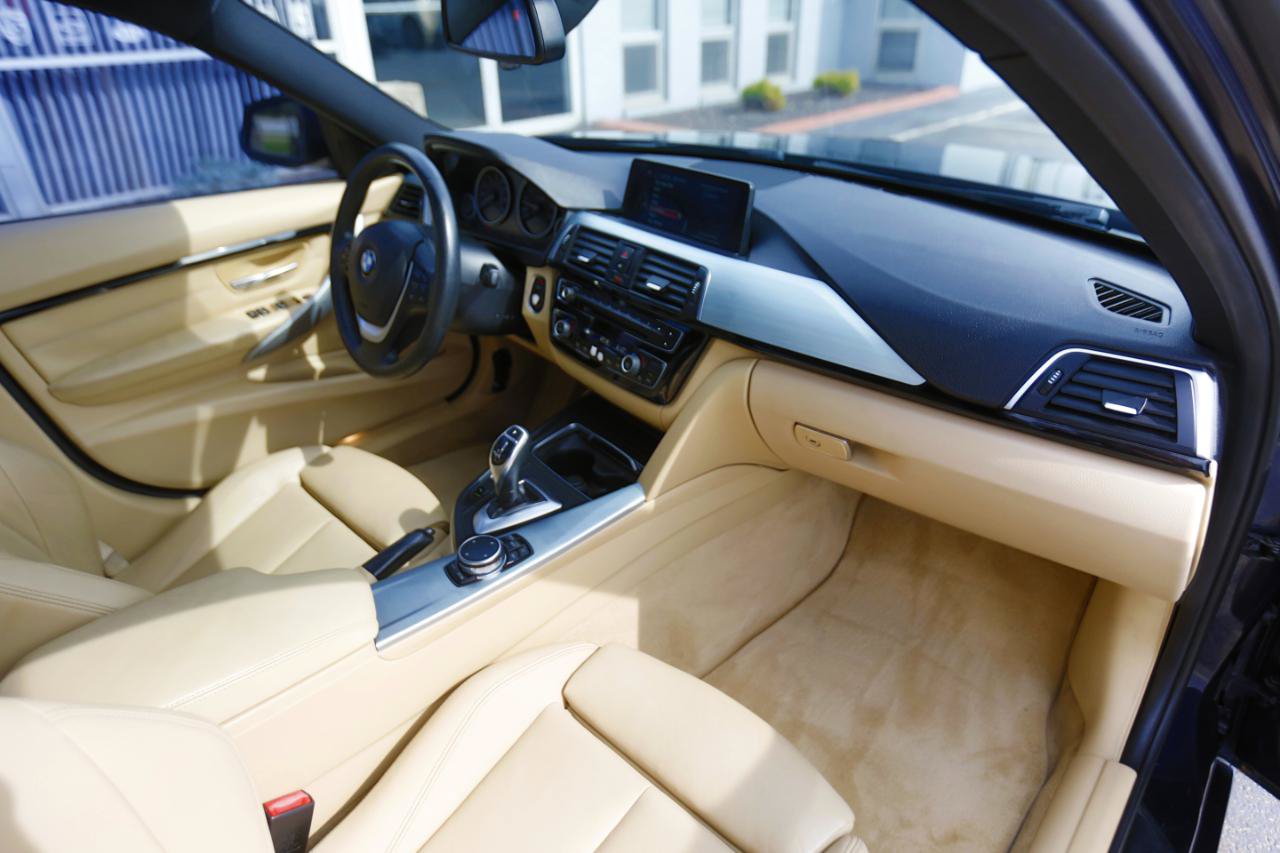 Used 2016 BMW 328i Sedan RWD image 19