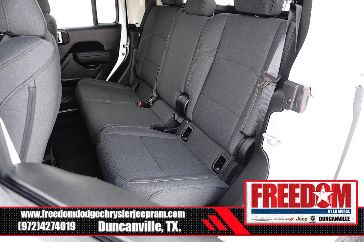 New 2026 Jeep Gladiator Sport AWD/4WD image 13