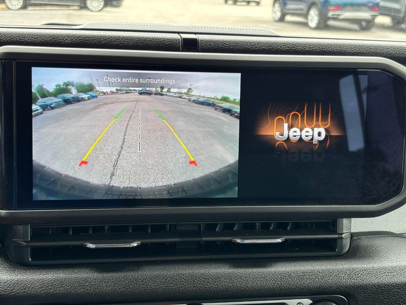 Used 2024 Jeep Wrangler Unlimited Sport AWD/4WD image 21