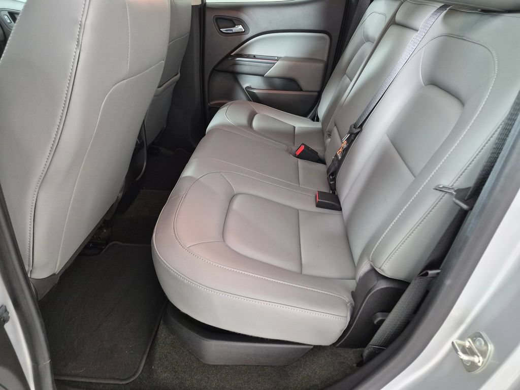Used 2015 Chevrolet Colorado LT w/ Luxury Package RWD image 24