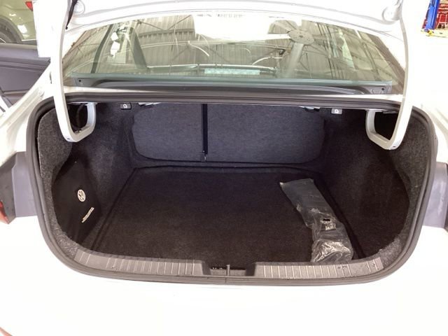 Used 2021 Volkswagen Jetta SEL image 15