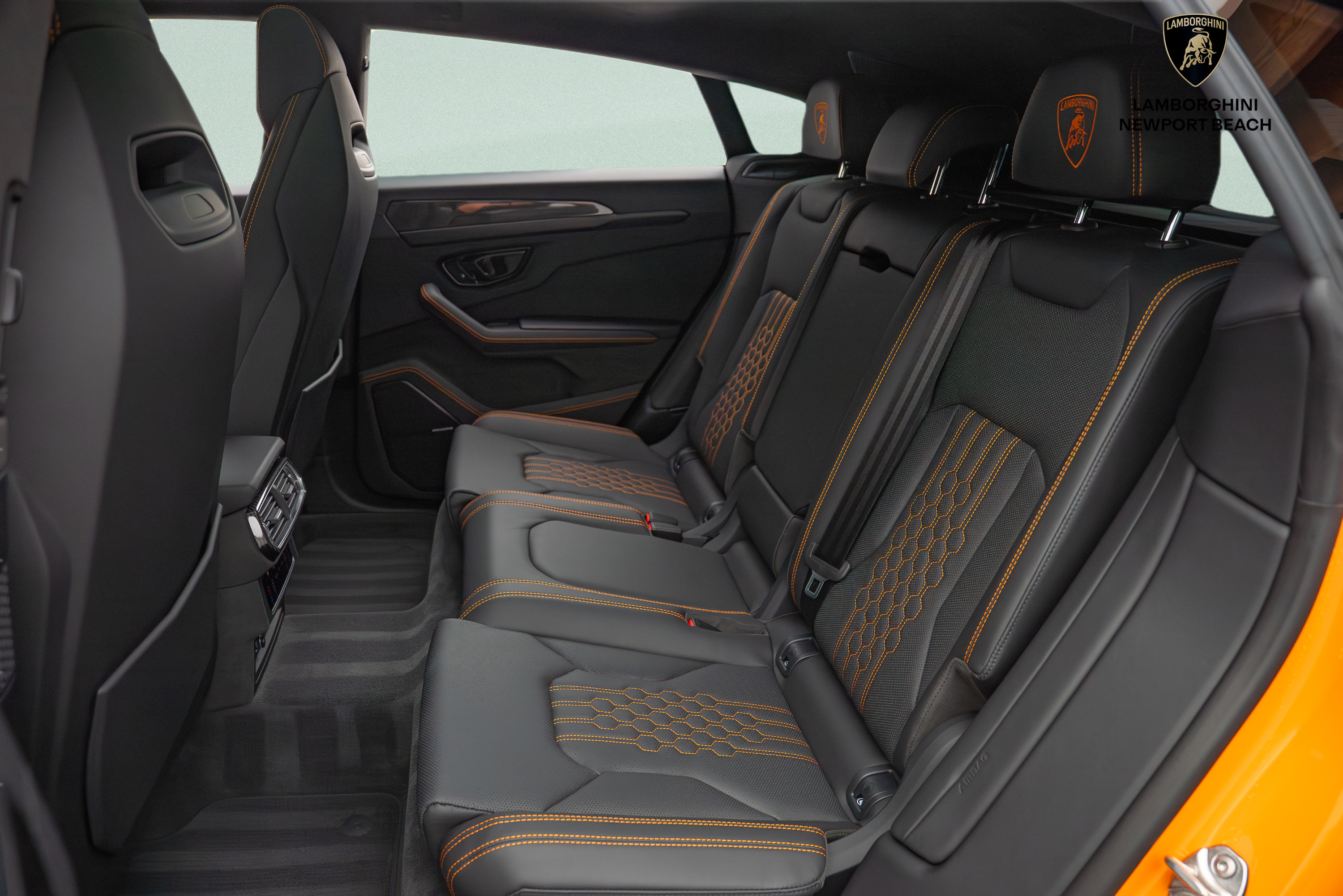 Used 2025 Lamborghini Urus S AWD/4WD image 15