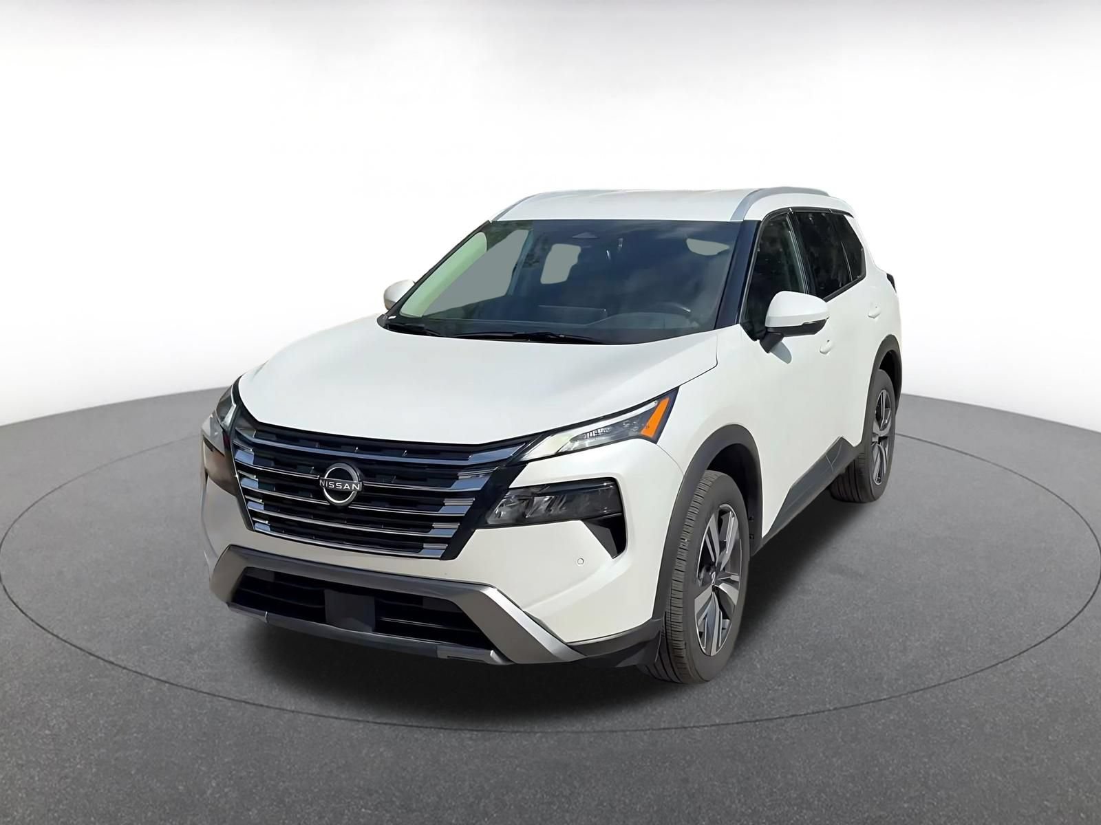 Used 2026 Nissan Rogue SL AWD/4WD image 6