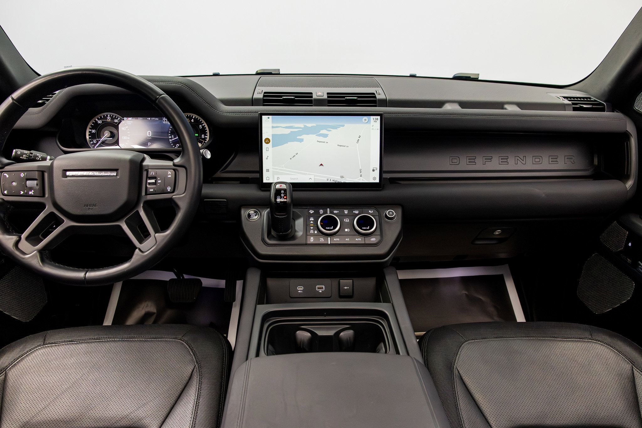 Used 2023 Land Rover Defender 130 X-Dynamic SE AWD/4WD image 43