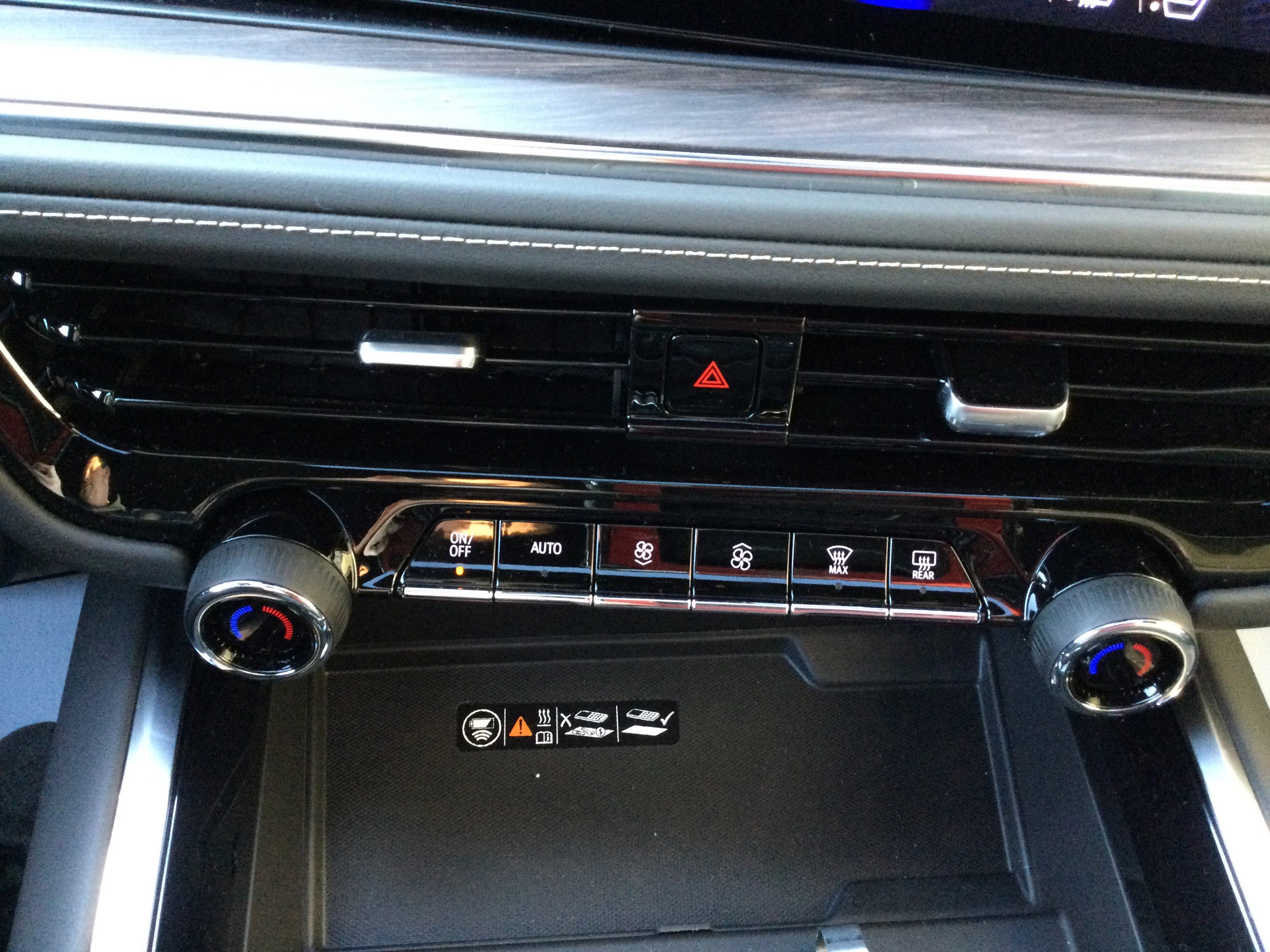 New 2026 Chevrolet Suburban Premier image 14