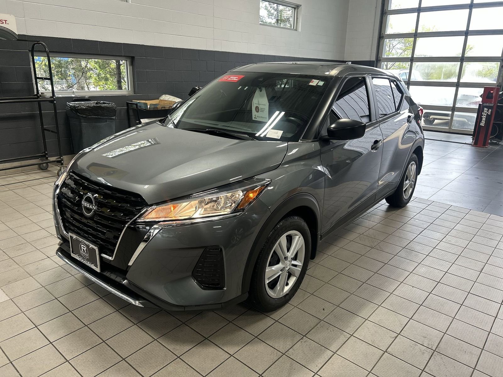 Certified 2025 Nissan Kicks Play S FWD image 10