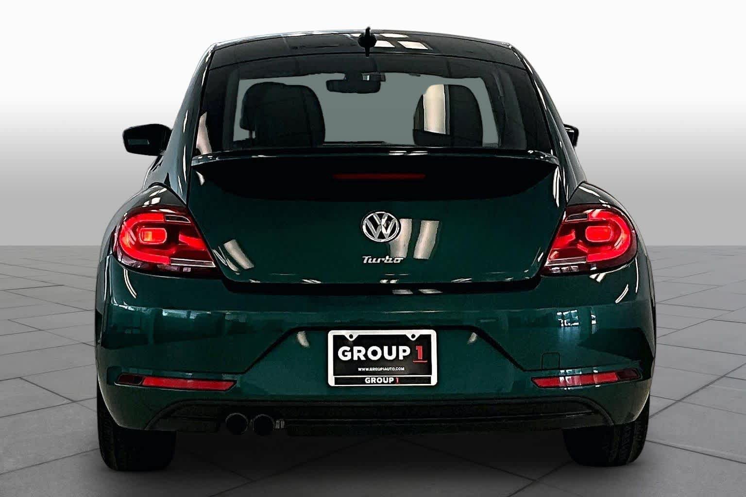 Used 2018 Volkswagen Beetle 2.0T S w/ Style & Comfort Package For S FWD image 4