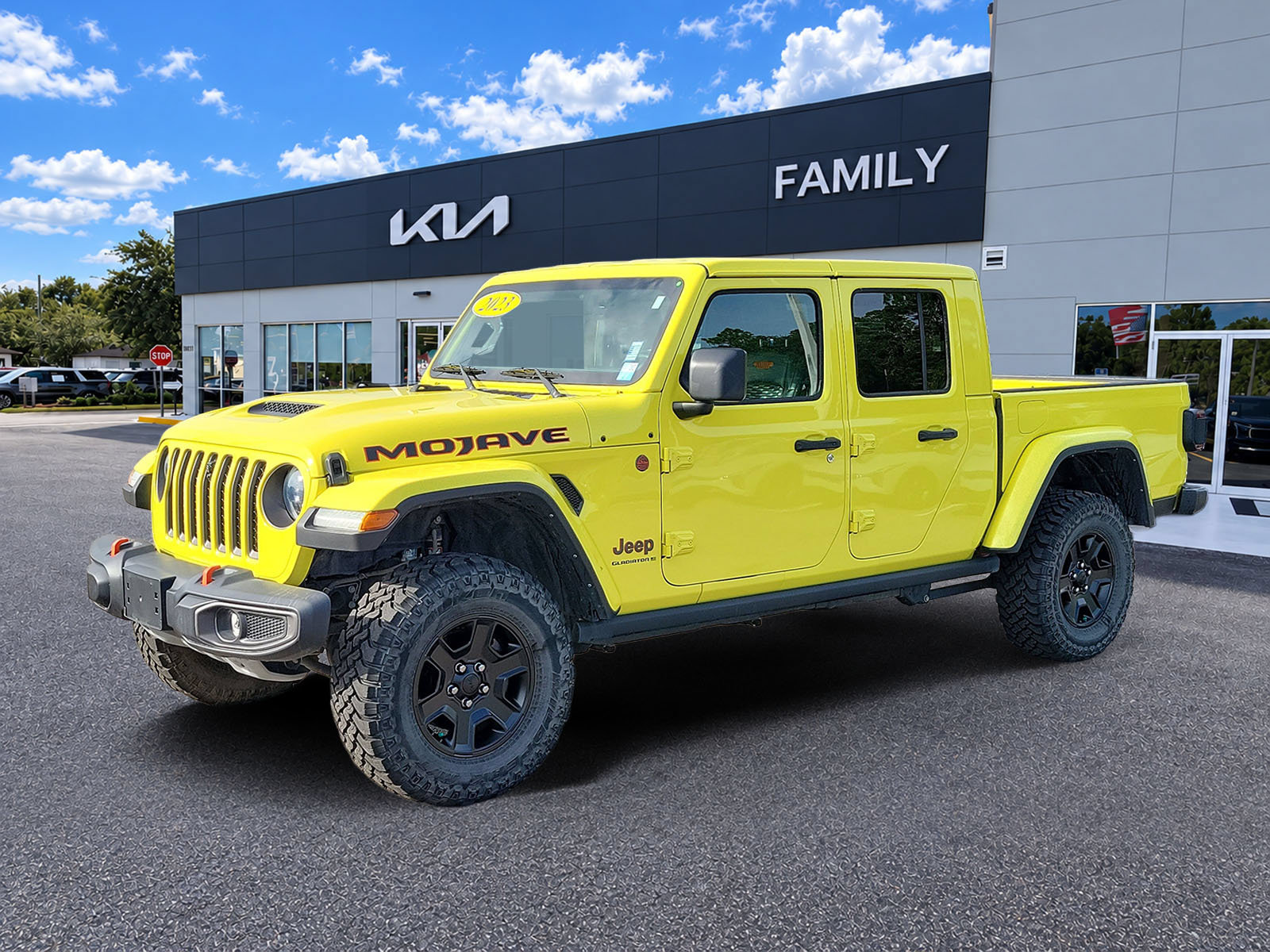 Used 2023 Jeep Gladiator Mojave w/ LED Lighting Group AWD/4WD image 3