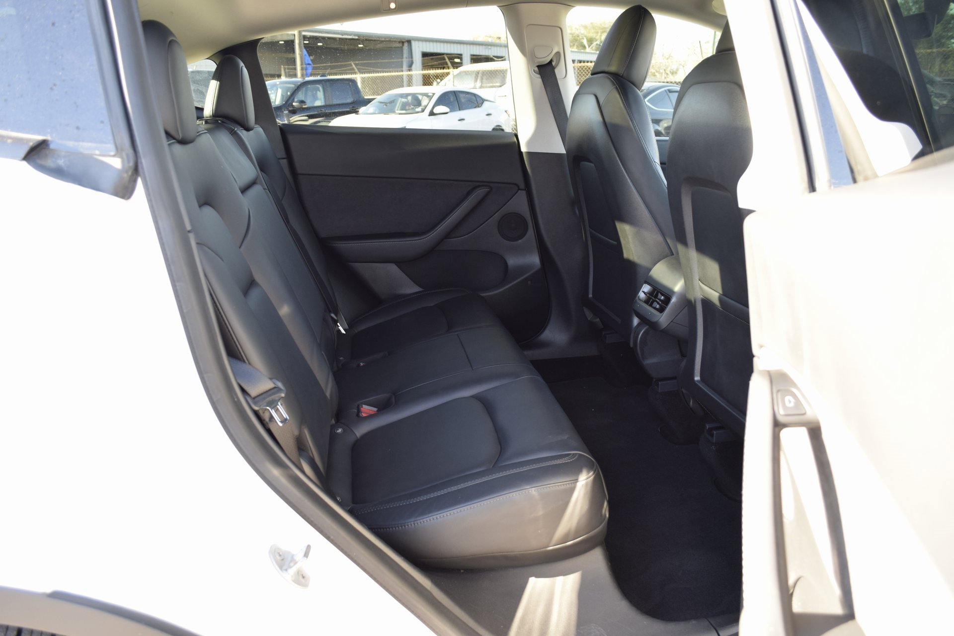 Used 2021 Tesla Model Y Long Range image 22