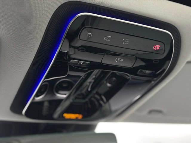 Used 2025 Mercedes-Benz C 300 Sedan image 35