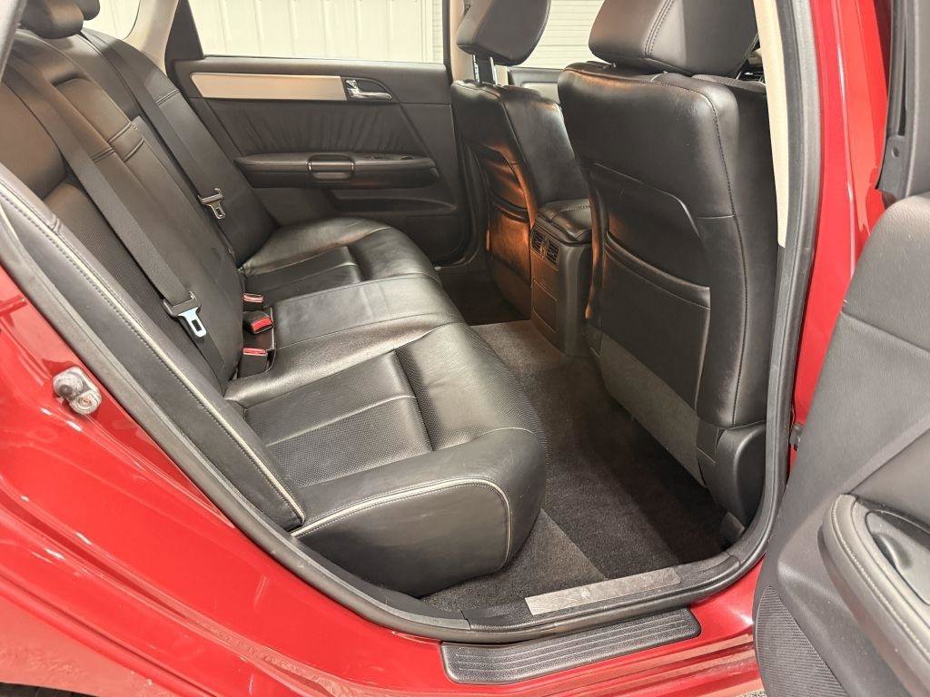 Used 2007 INFINITI M45 Sport w/ Technology Pkg RWD image 34