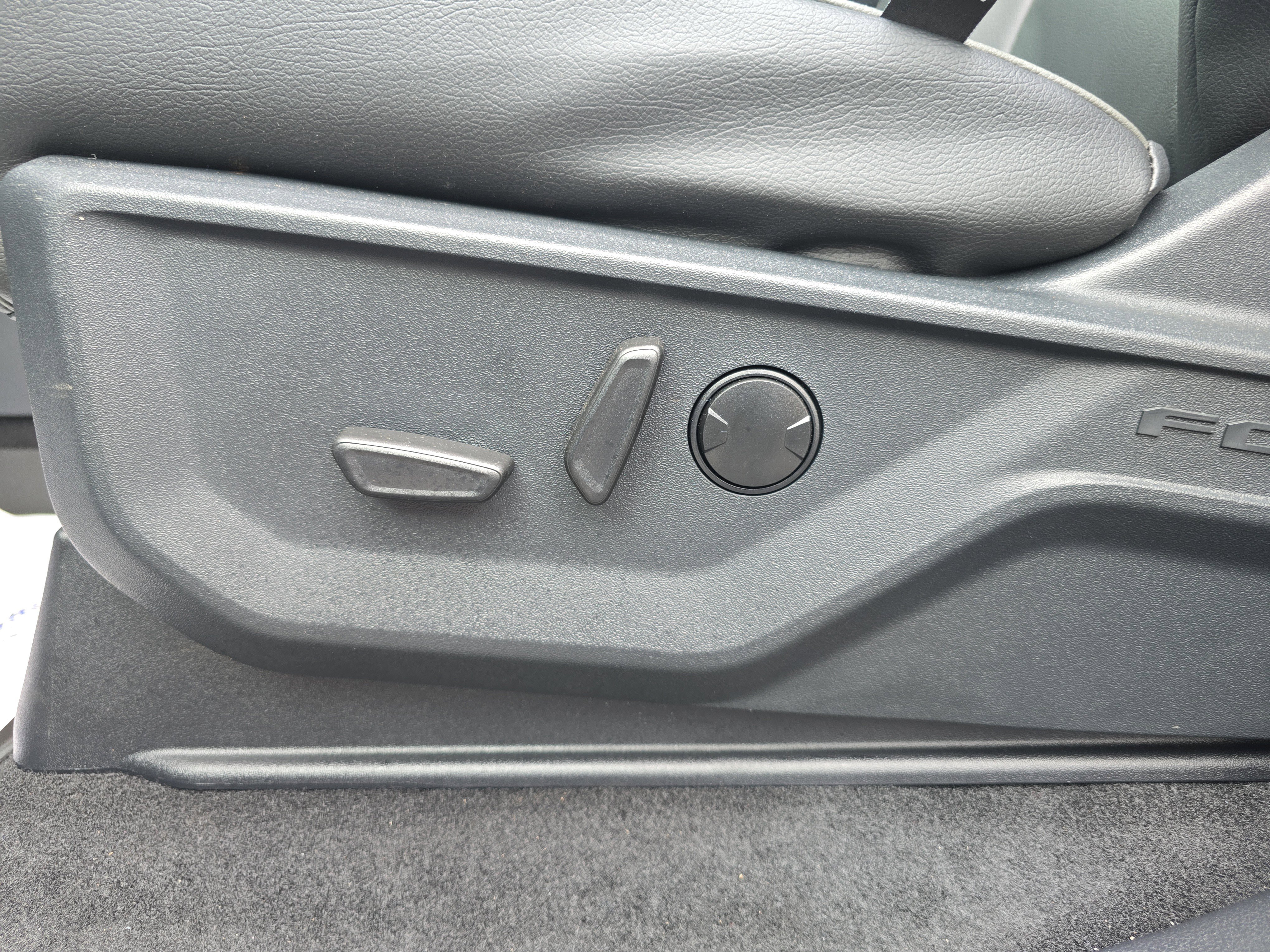 New 2026 Ford F150 XLT w/ Equipment Group 302A MID image 14