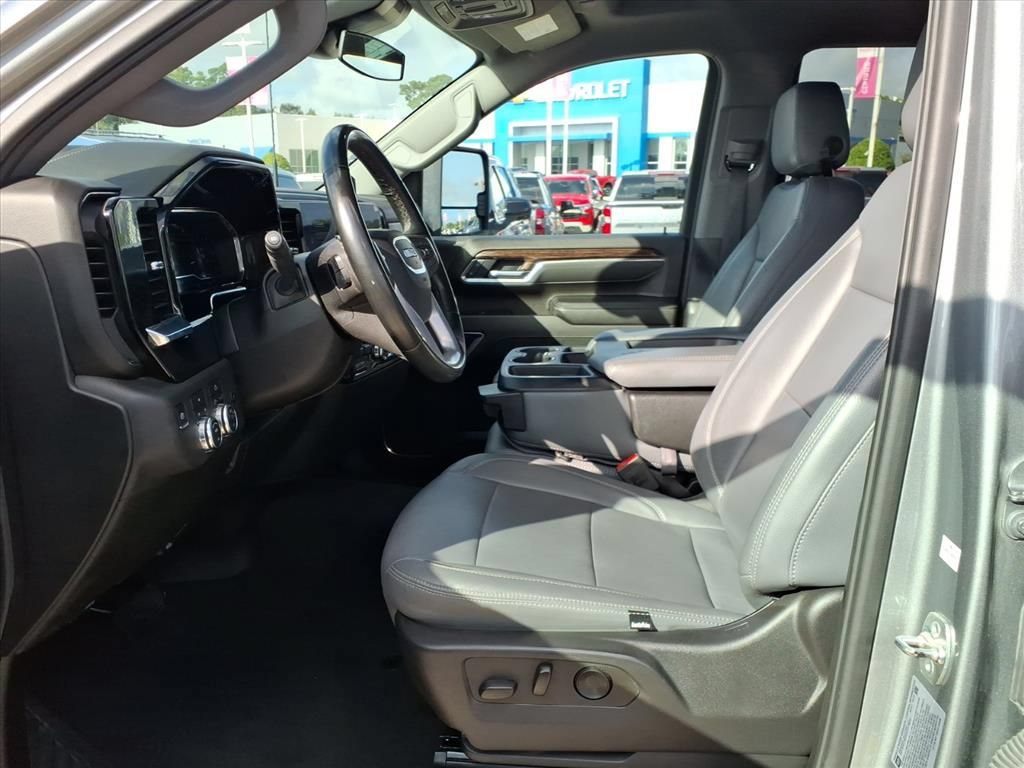 Used 2025 GMC Sierra 2500 SLE w/ Preferred Package AWD/4WD image 19