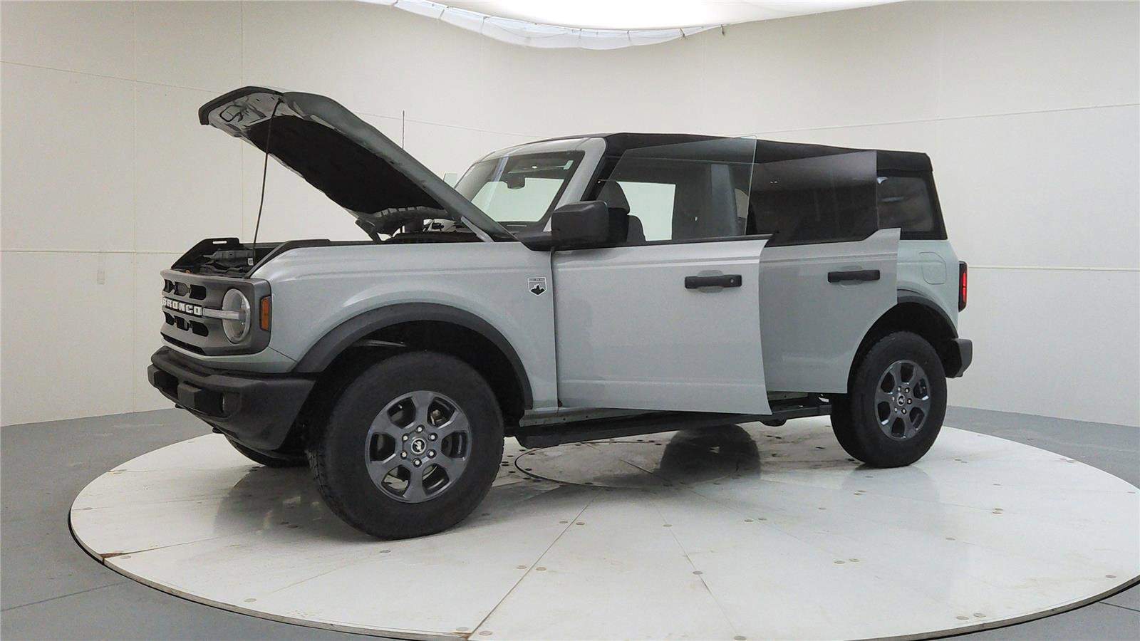 Used 2024 Ford Bronco Big Bend image 11