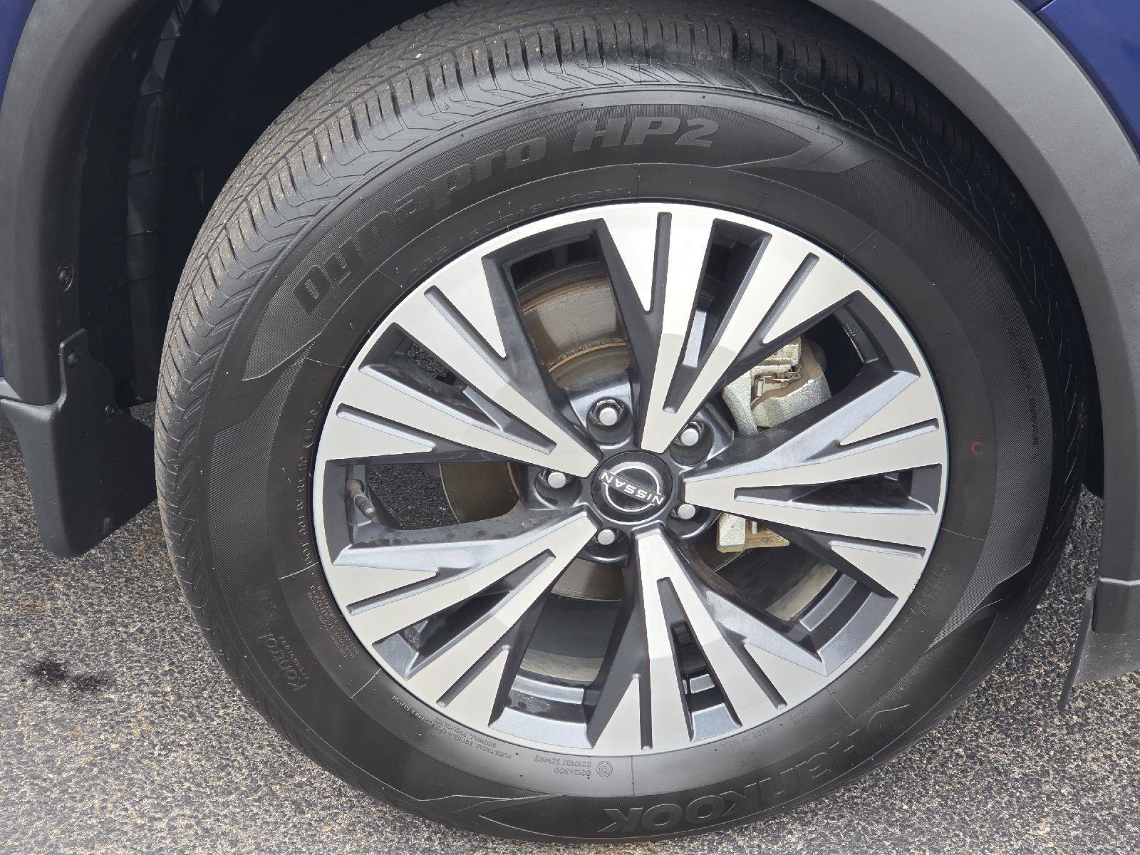 Used 2022 Nissan Rogue SV AWD/4WD image 17
