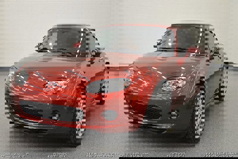 Used 2008 MAZDA MX-5 Miata Grand Touring w/ Premium Pkg image 2