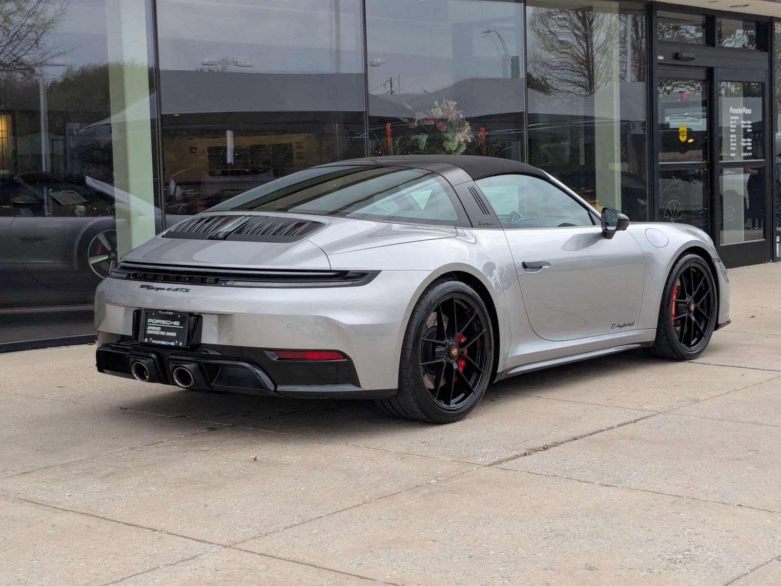 Certified 2026 Porsche 911 Targa 4 GTS image 9