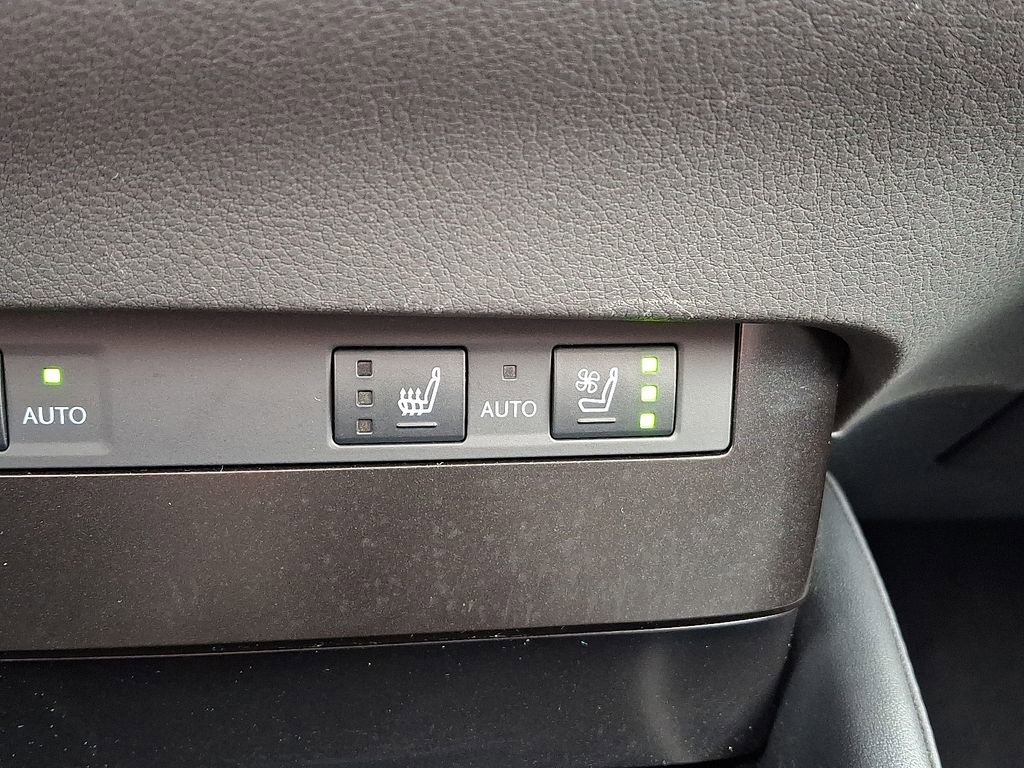 Used 2024 Lexus ES 350 w/ Premium Package image 26