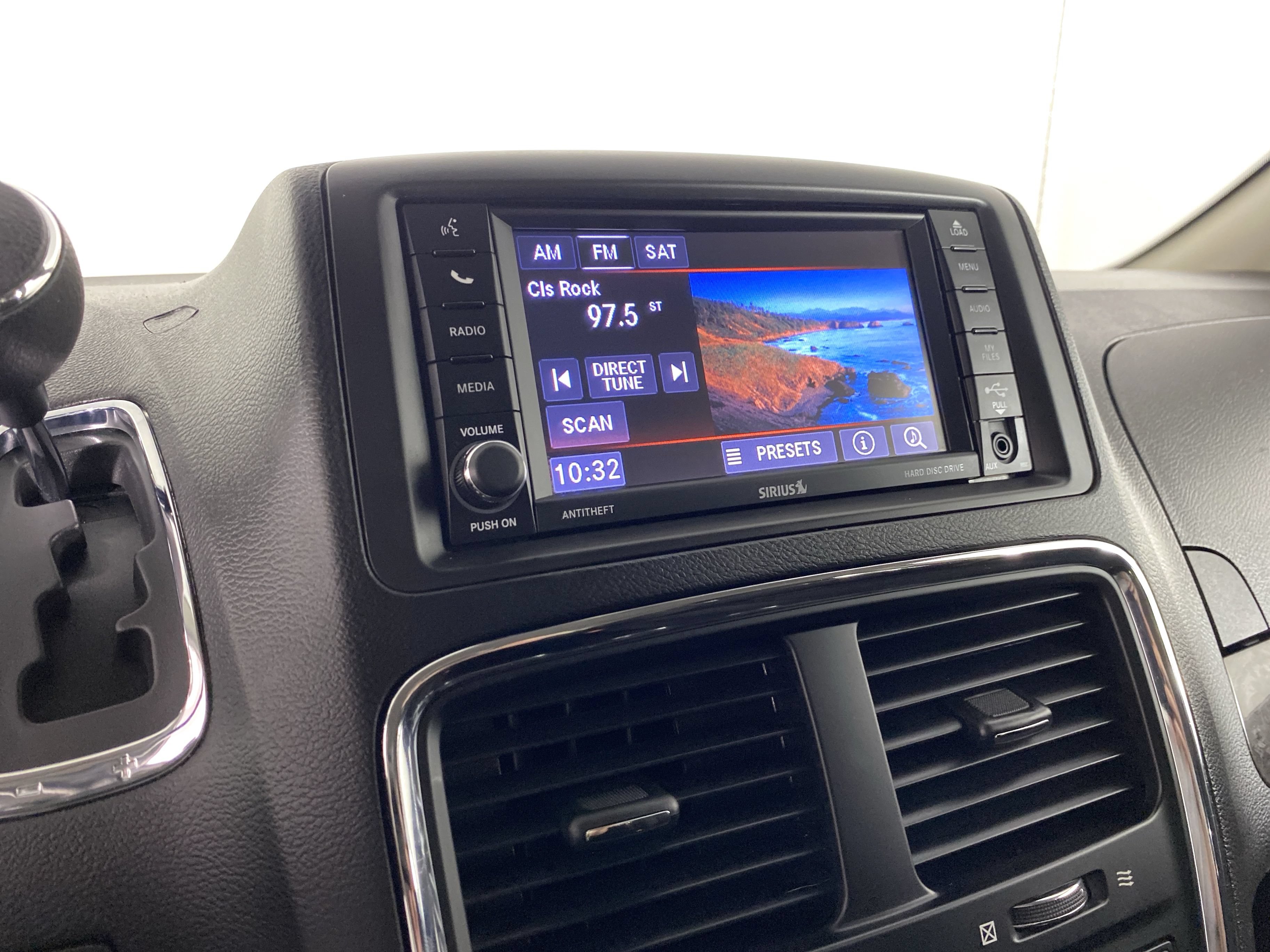Used 2019 Dodge Grand Caravan SE w/ UConnect Hands-Free Group FWD image 27