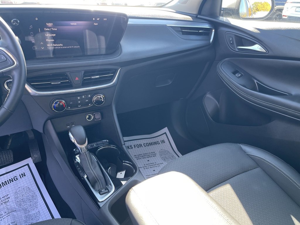 Used 2024 Buick Encore GX Preferred w/ Comfort Package image 19